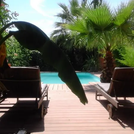 Villa Climatisee Avec Piscine Privee Bien Placee.